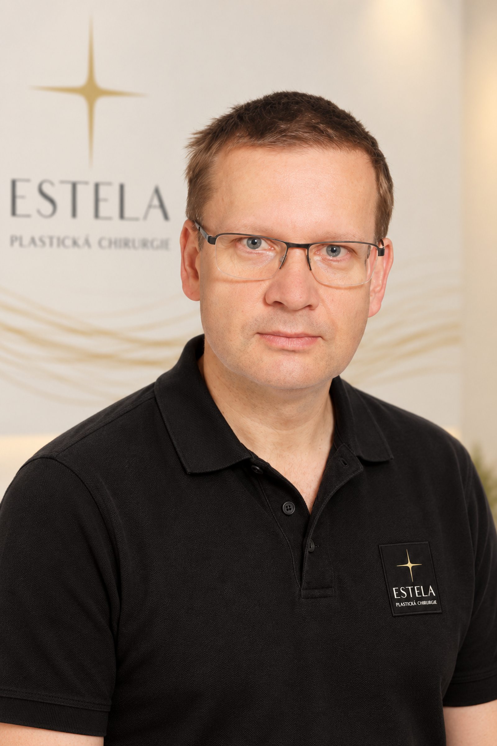 MUDr. Pavel Novák, vedoucí lékař kliniky Estela